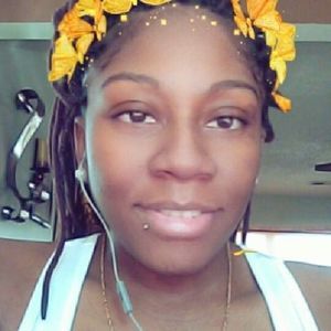 Meet your Posher, Monique